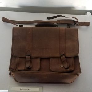 Leather tranco messenger bag